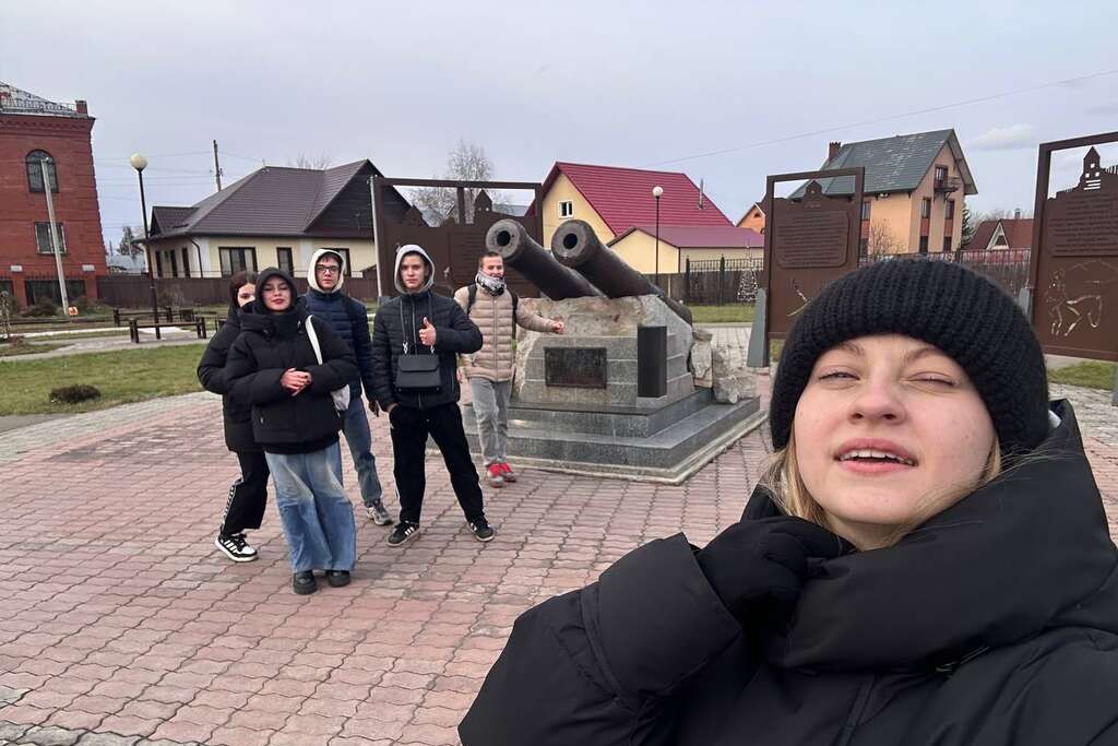 команда Супербараны на студенческом марафоне Квест-фест в Бийске.jpg