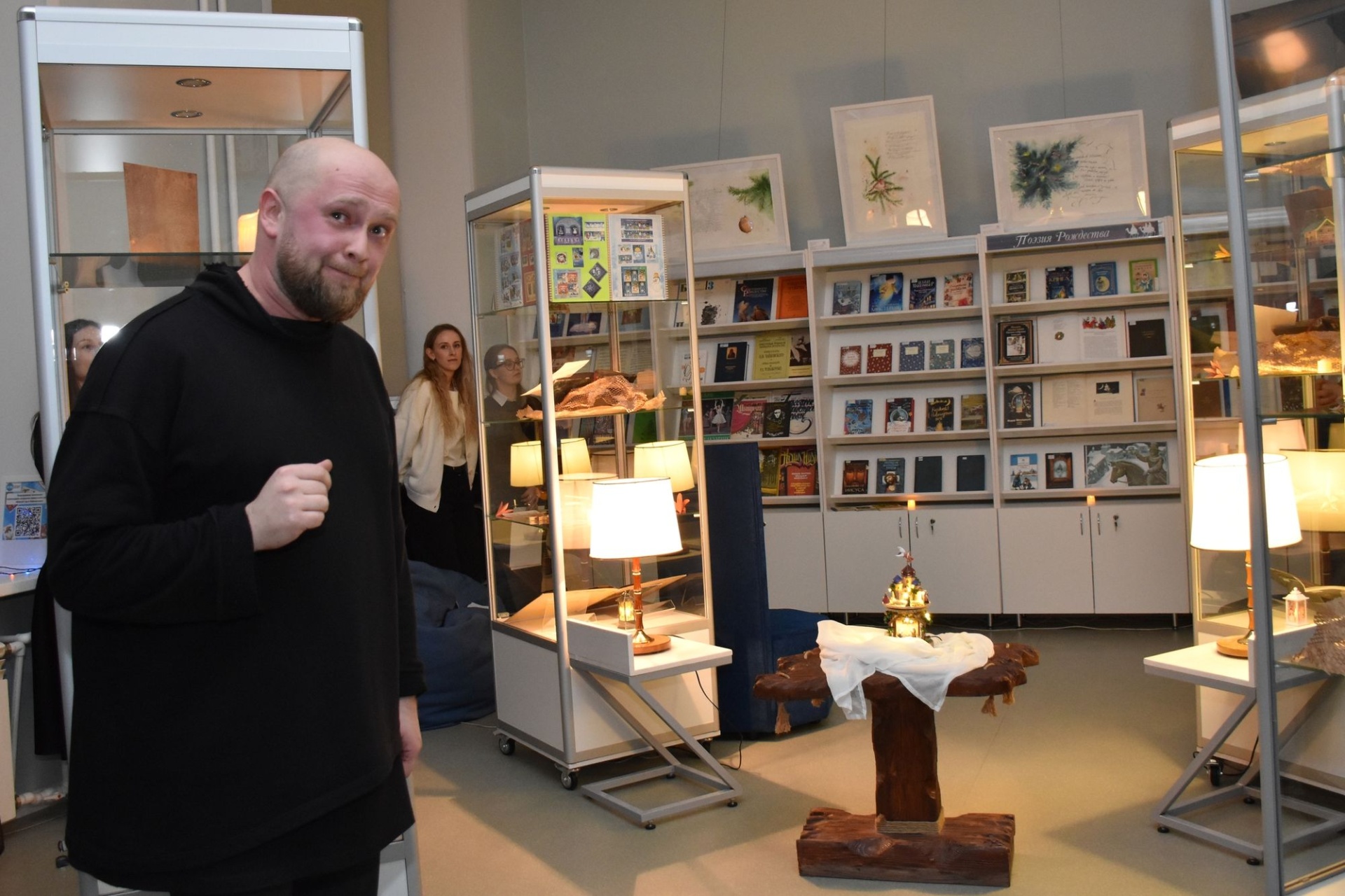 Сергей Лебедев на открытии Рождественской выставки в Шишковке_akunb.jpg