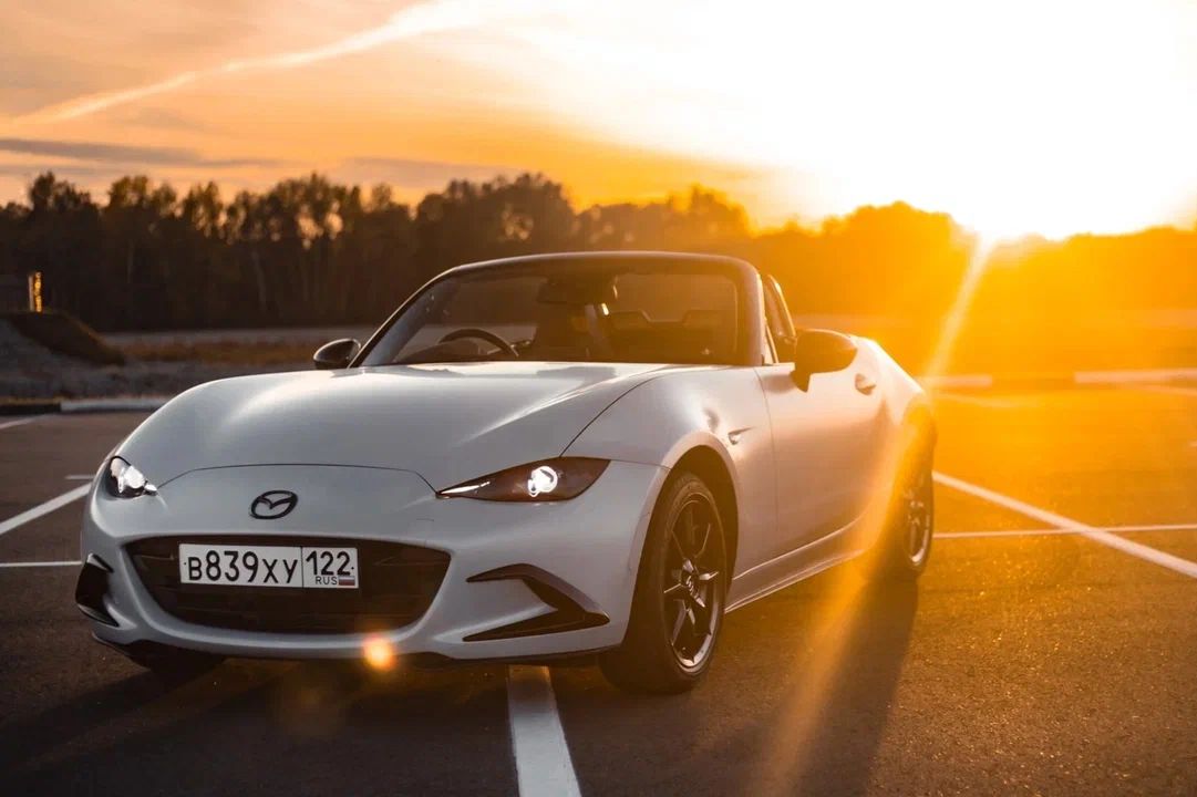 выставочная модель на площадке Автозвук Mazda mx5_razmeetka.jpg выставочная модель на площадке Автозвук Mazda mx5_razmeetka.jpg