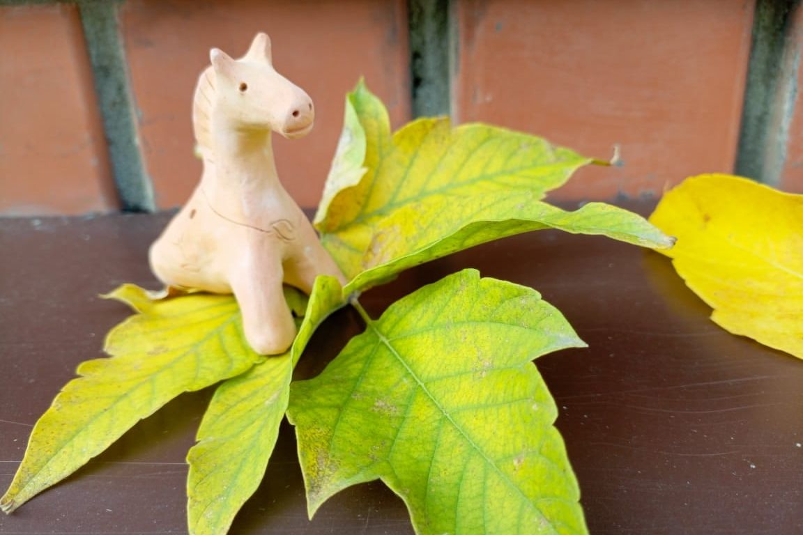 свистулька шелаболихинский коник_goricvetfolklore.jpg