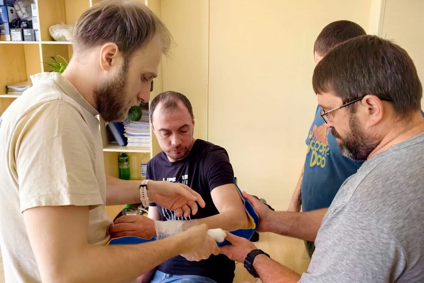 курсы оказания скорой помощи - часть программы переподготовки инструкторов-проводников в АлтГУ_asu.ru.jpg