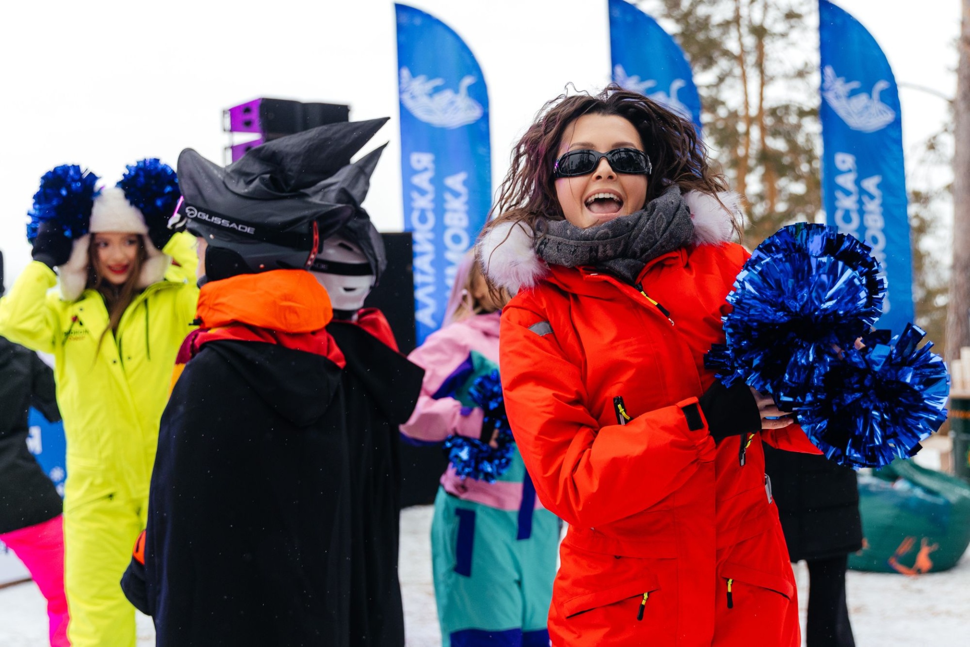 шоу на Алтайской зимовке_Евгений Петров.jpg