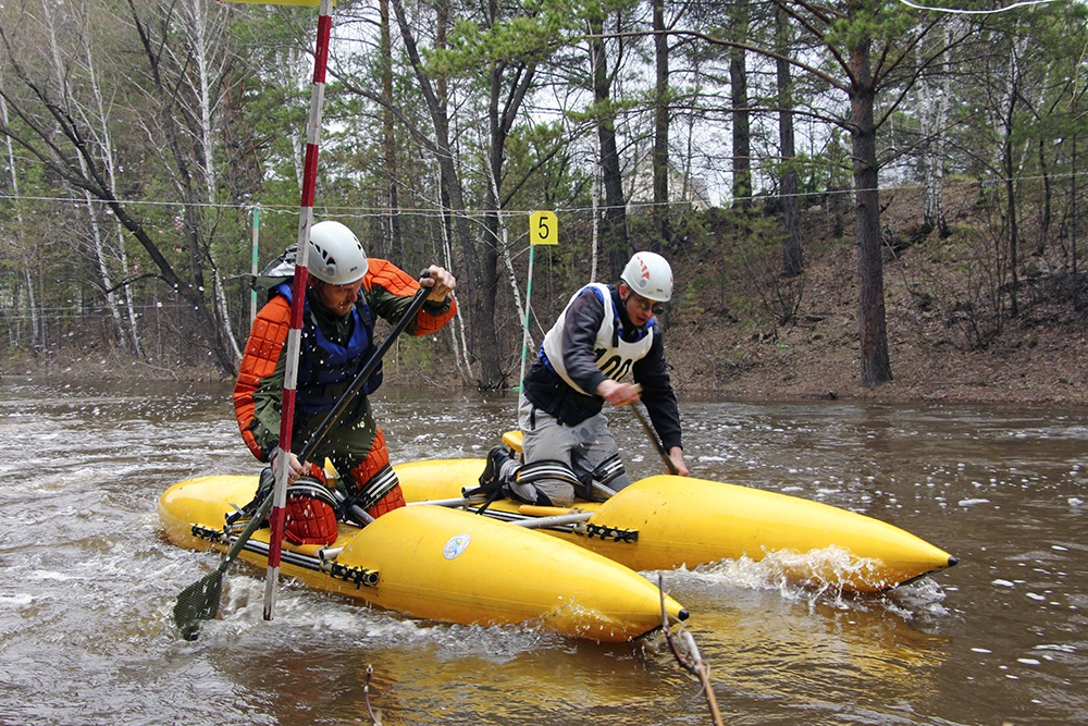 катамараны на фестивале ТВТ на Барнаулке-2021_Игорь Глущенко.jpg