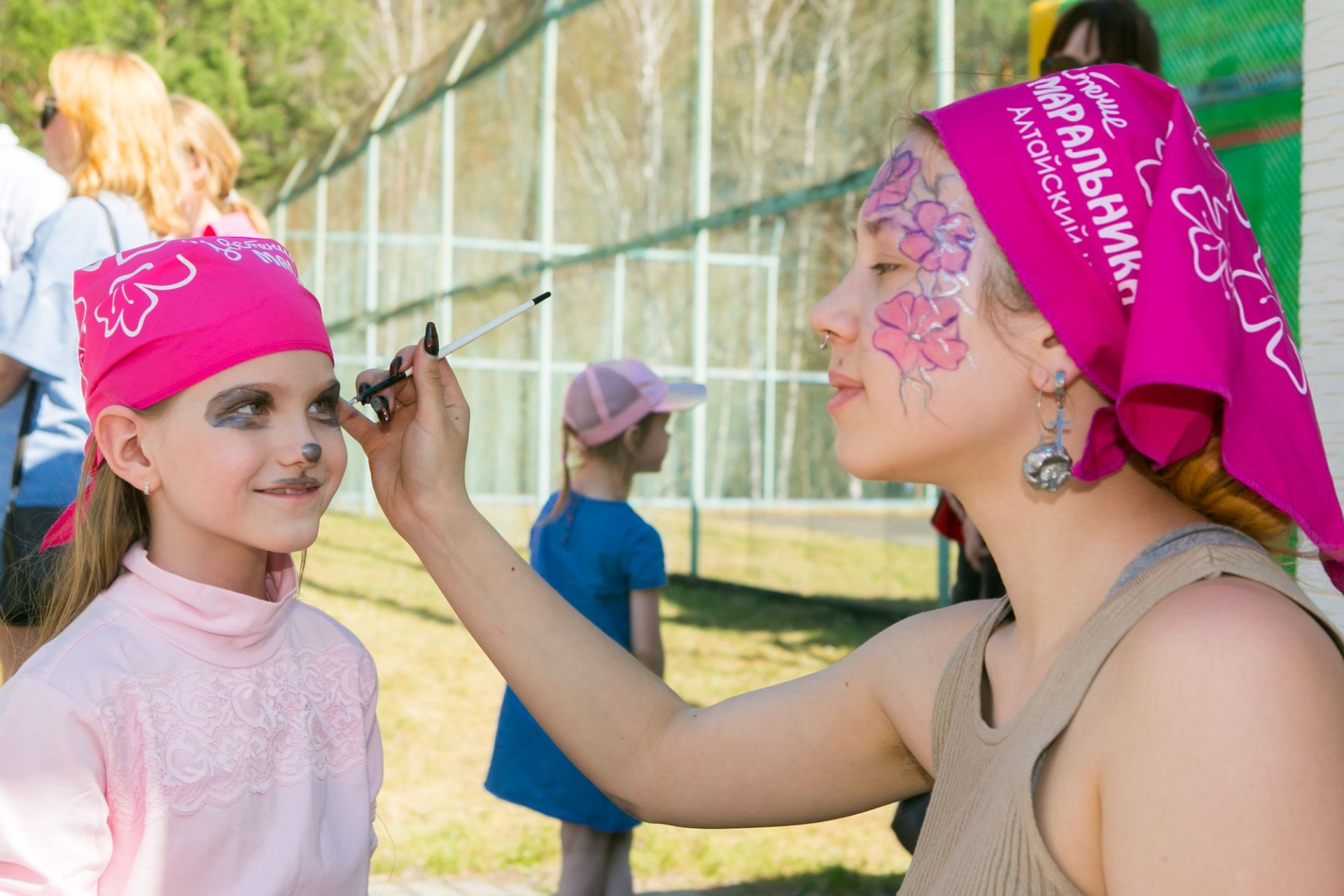 аквагрим на фестивале Цветение маральника_Владимир Вдовин.jpg