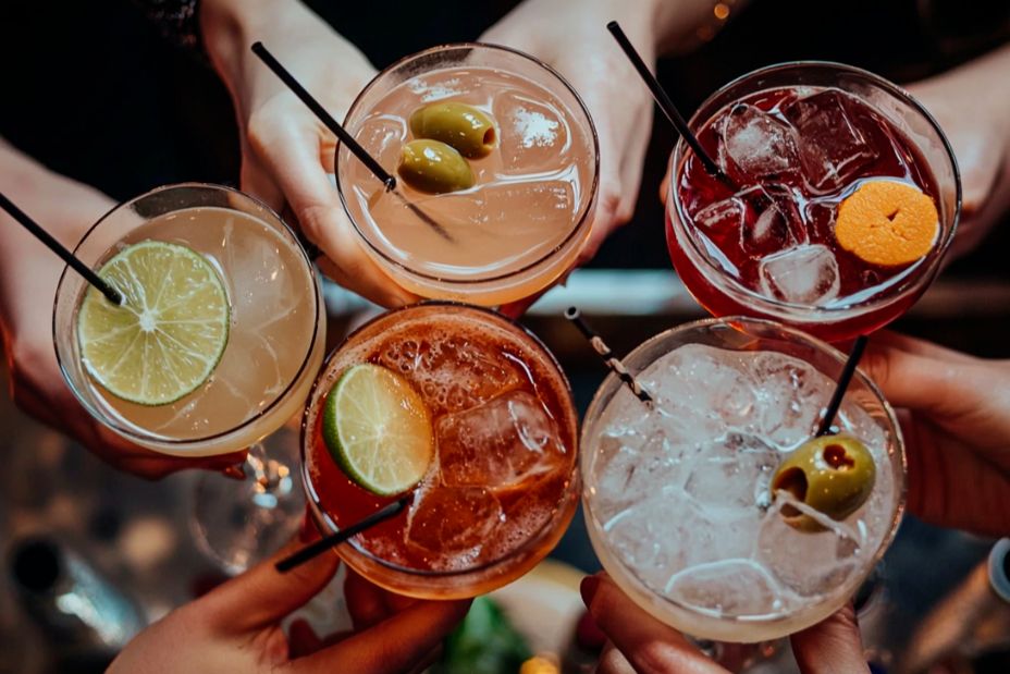 коктейли гастробара Матрешка в отеле Среди гор_sredi-gor.ru.jpg