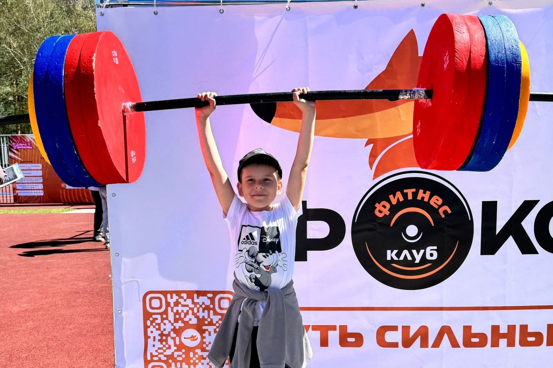 площадка фитнес-клуба Фокс на фестивале Цветение маральника_maralnikevent.jpg площадка фитнес-клуба Фокс на фестивале Цветение маральника_maralnikevent.jpg