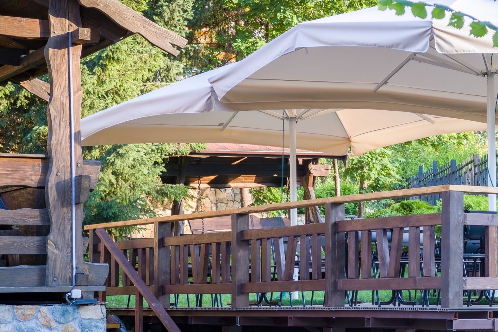 терраса ресторана Таежный в спа-отеле Кедровый_restoran_v_belokurikhe.jpg терраса ресторана Таежный в спа-отеле Кедровый_restoran_v_belokurikhe.jpg
