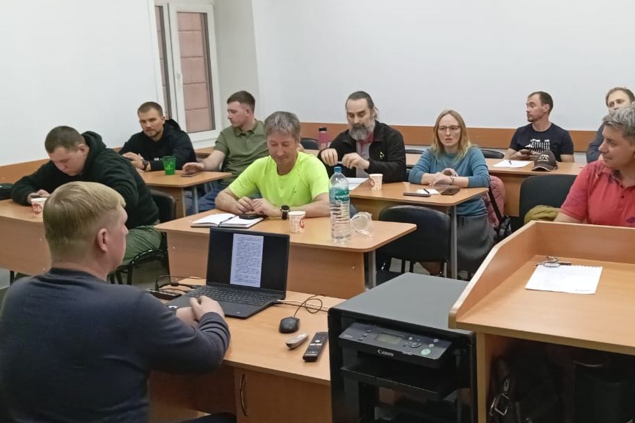 слушатели курсов переподготовки инструкторов-проводников_asu.ru.jpg