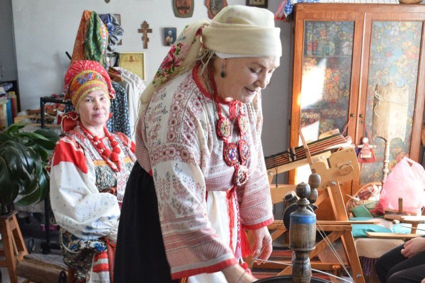 традиционный русский костюм_Геннадий Масличенко.jpg традиционный русский костюм_Геннадий Масличенко.jpg