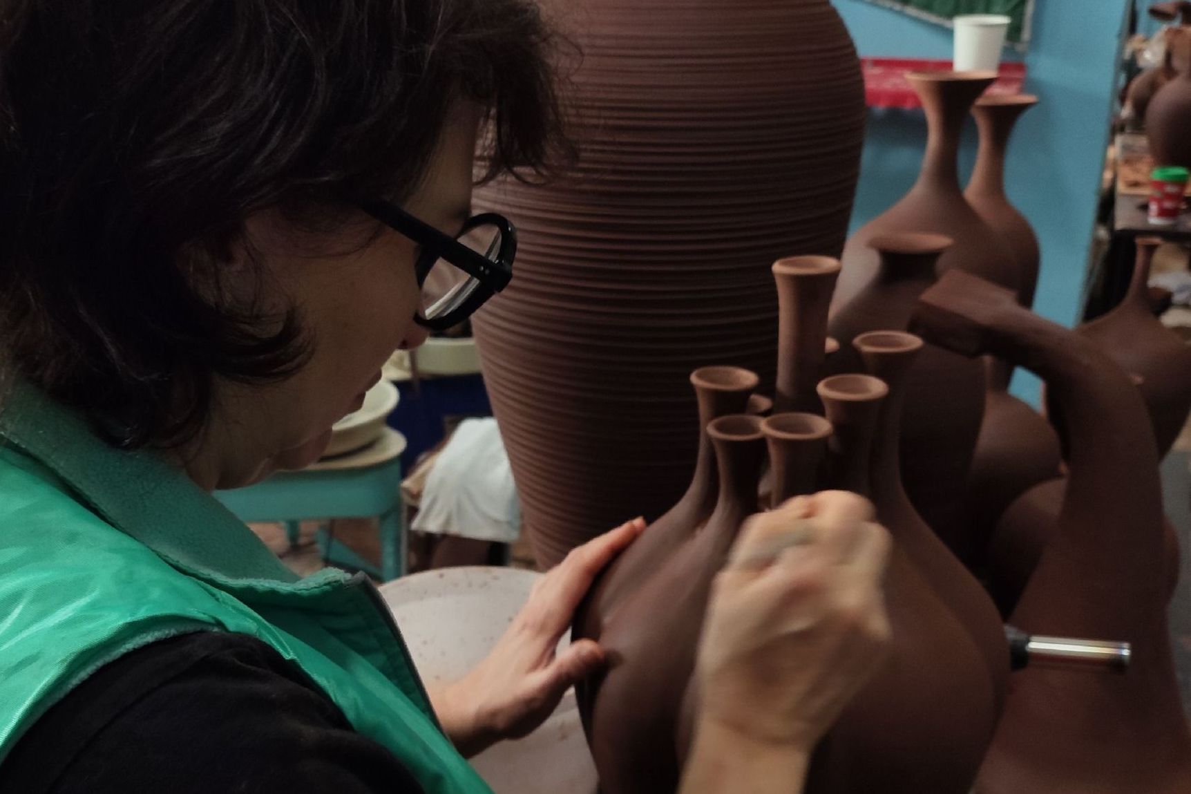 Зинаида Корчагина за работой_Катя Гуляева.jpg