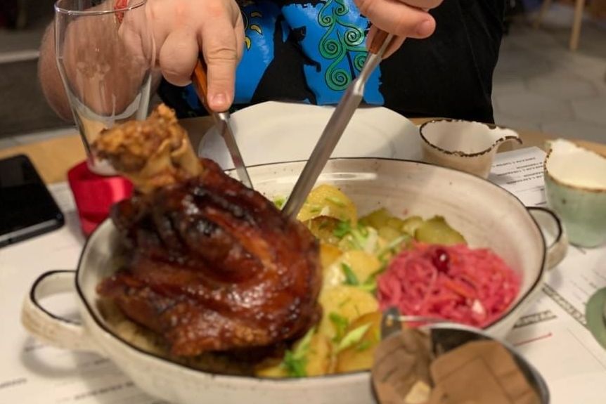 свиная рулька по-немецки_rulkivverh.jpg