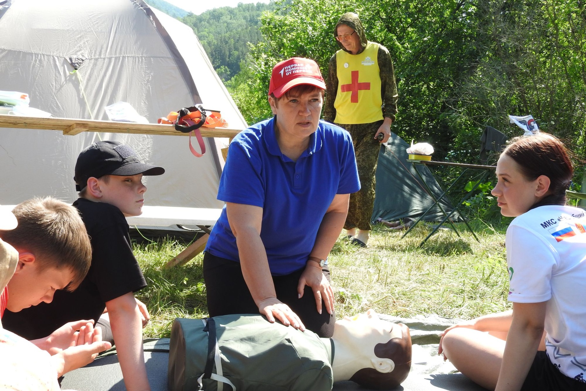 военно-полевые сборы на реке Песчаной_А. Пахомова.jpg