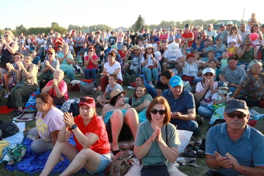 зрители фестиваля Михаила Евдокимова_Олег Укладов_zemlyaki23.jpg