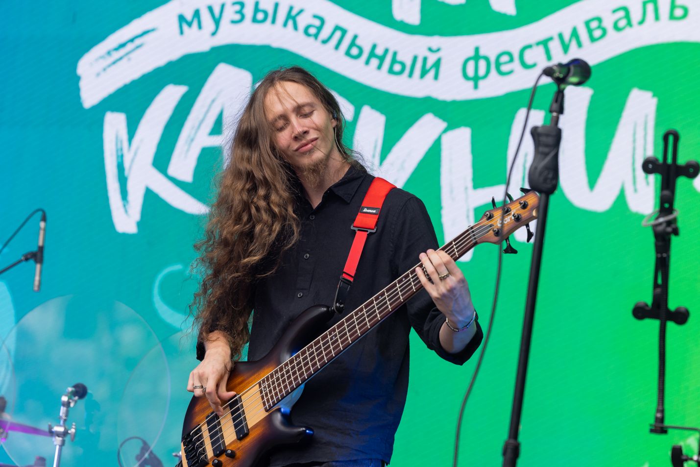 музыканты конкурса на фестивале Шум Катуни_Всеволод Клещев.jpg музыканты конкурса на фестивале Шум Катуни_Всеволод Клещев.jpg