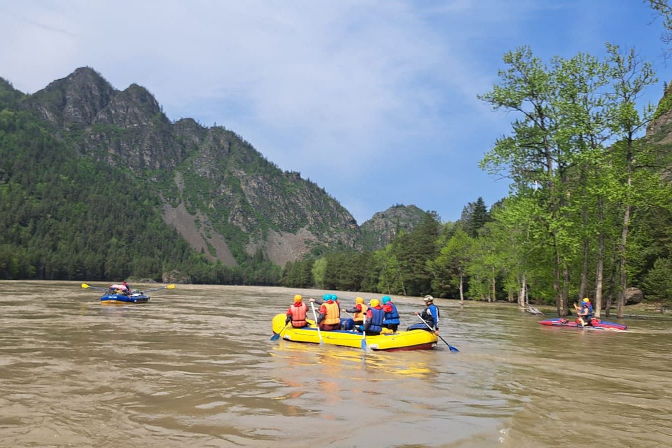 сплав в учебном походе курсов переподготовки инструкторов-проводников_Алексей Арапов.jpg