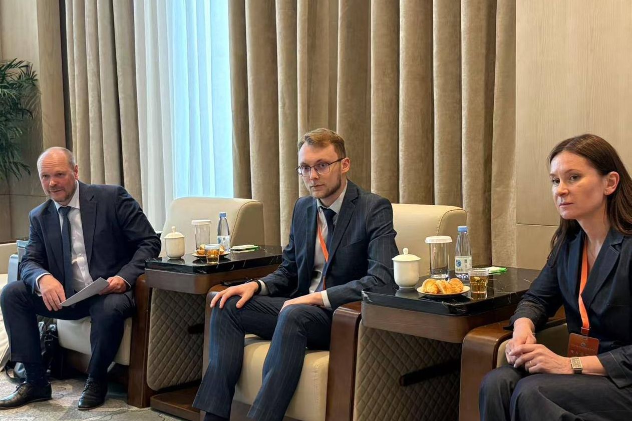 участники краевой делегации на конференции МКС Большой Алтай в Китае_alttur22.jpg