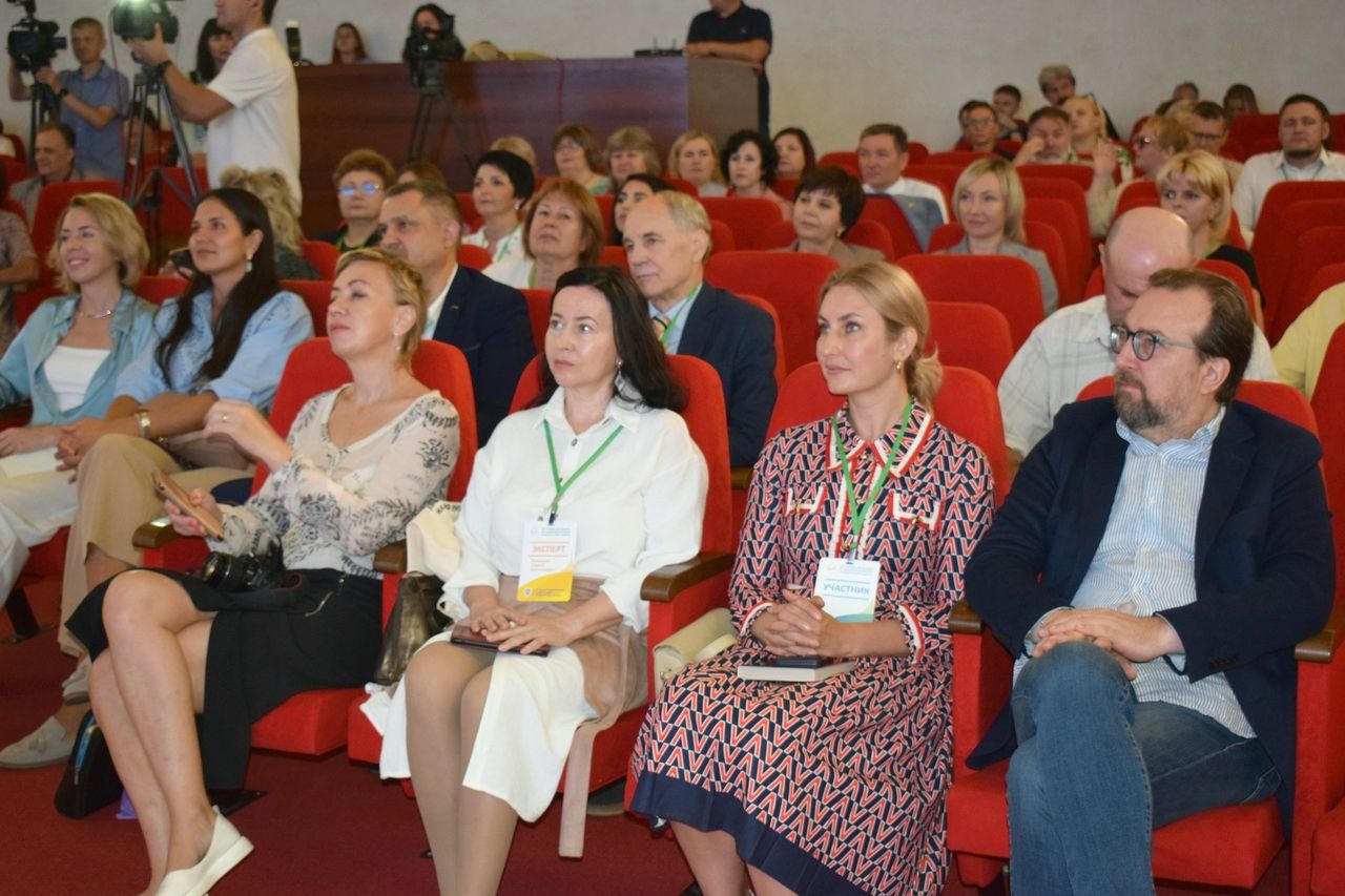 участники Сибмедфорума_belokurihagorod.jpg