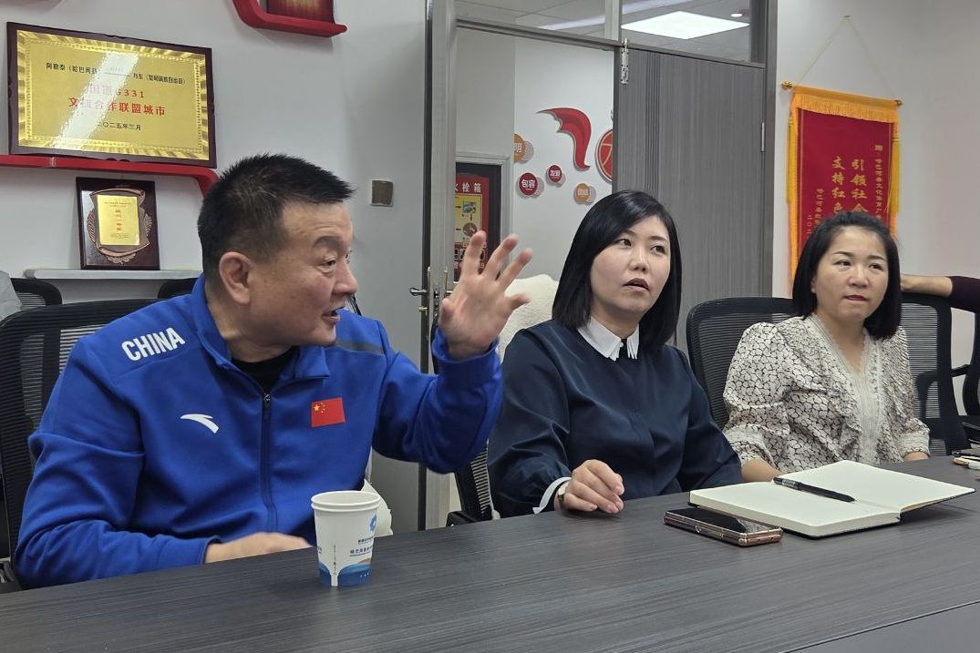 китайские партнеры по организации фестиваля Большой Алтай_Марина Танкова.jpg