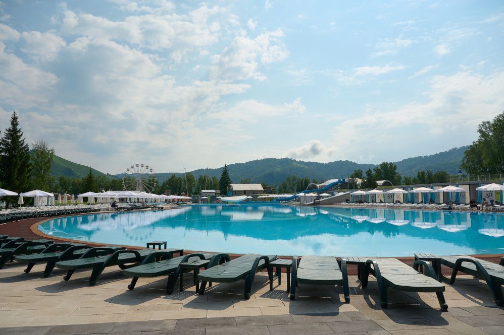 пляжная зона на озере Ая_tourism.alregn.ru.jpg