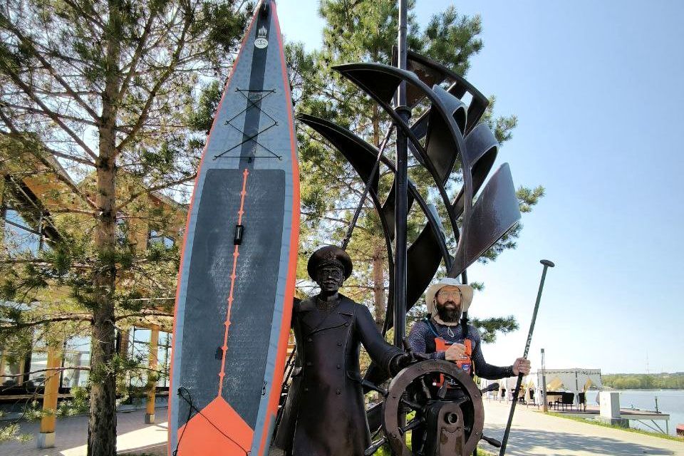 Иван Карташов в отеле Заречье_bessmertisup.jpg