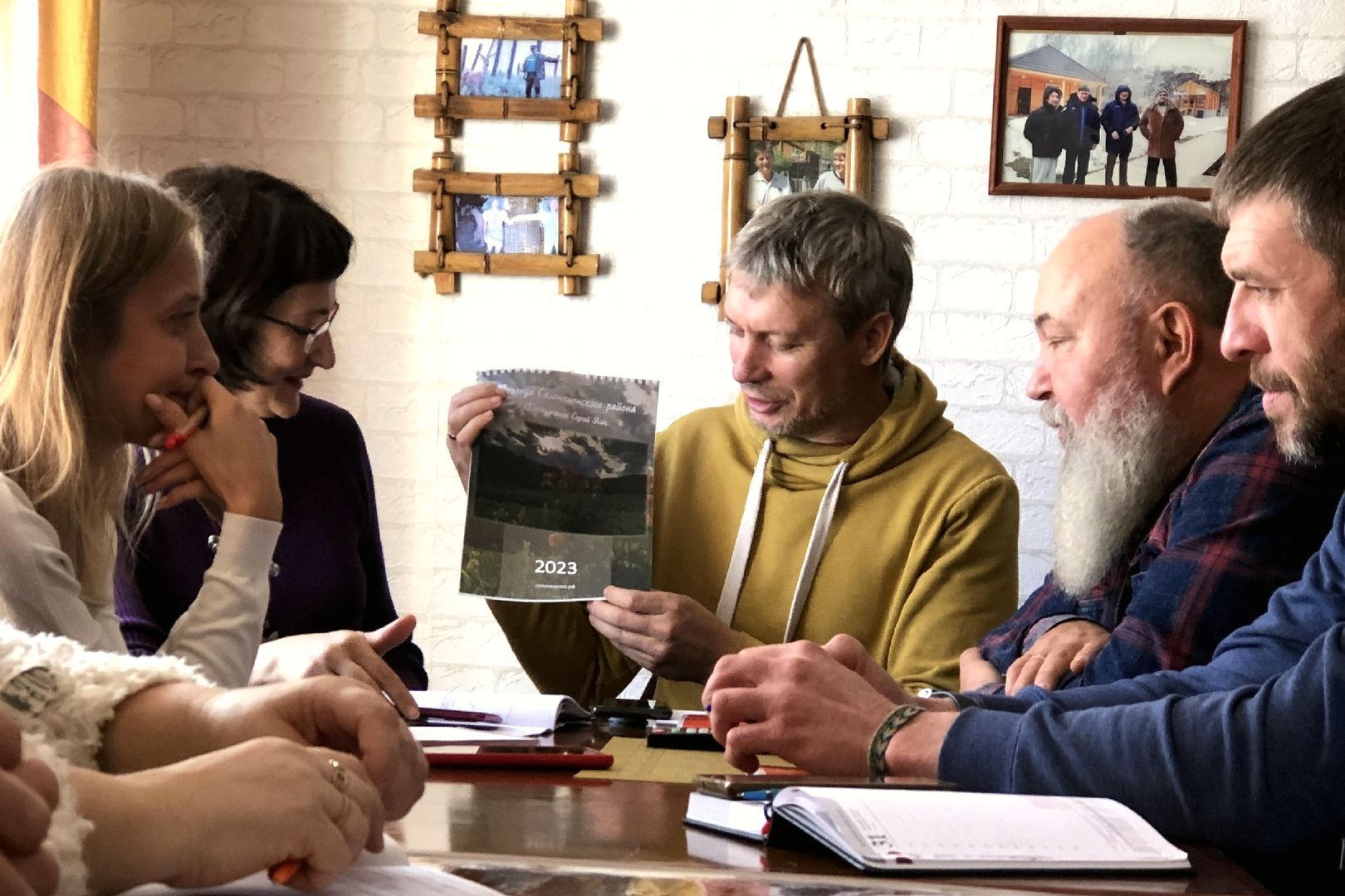 команда проекта Люди и горы_Мария Мерлушкина.jpg