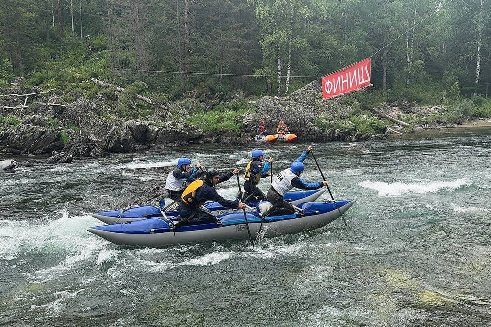 участники фестиваля на бурной воде Кумир_altkray.jpg участники фестиваля на бурной воде Кумир_altkray.jpg
