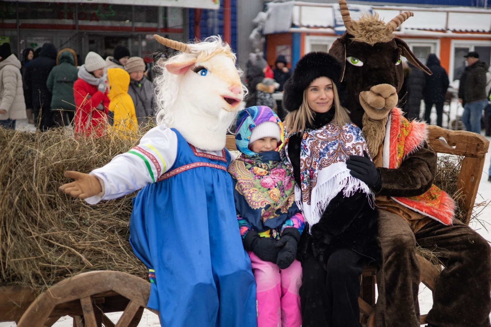 масленичная фотозона на эко-ярмарке ДВНХ На Взлетной_)eko22ru.jpg масленичная фотозона на эко-ярмарке ДВНХ На Взлетной_)eko22ru.jpg