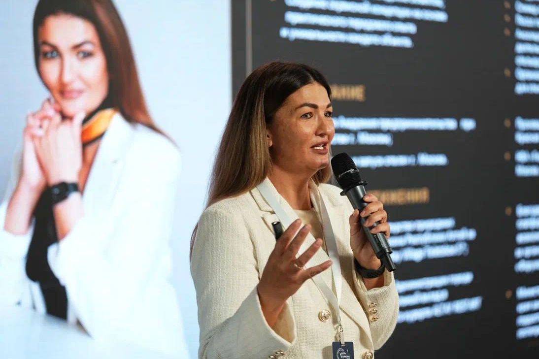 Наталья Маркова - директор департамента АНО Мастерская гостеприимства_wowmarkova.jpg