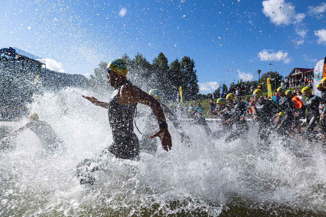 водная дистанция на фестивале триатлона_Станислав Денисенко.jpg
