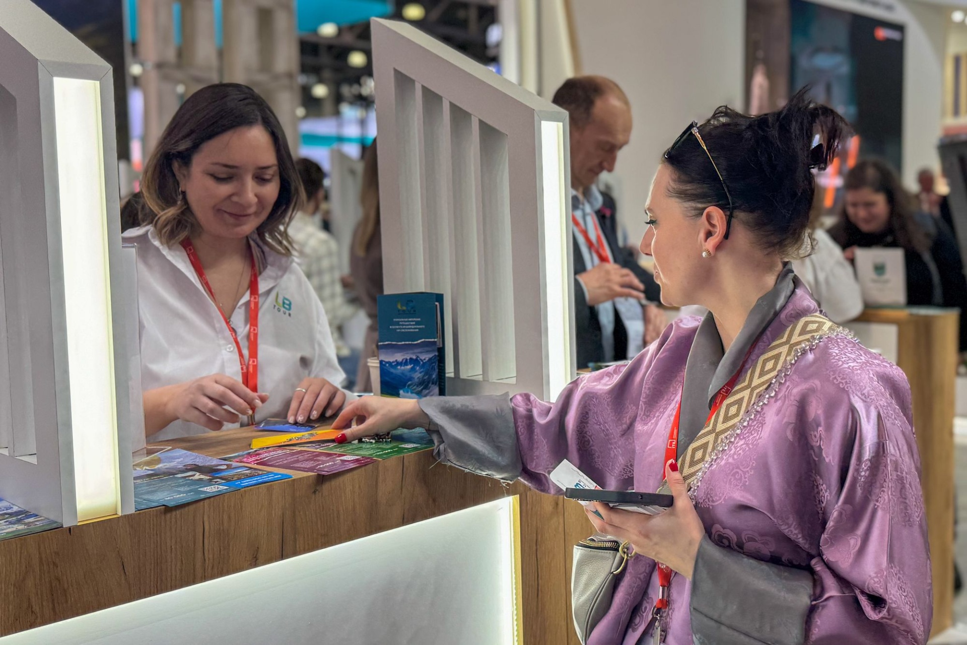 туроператор ЛБ-тур на выставке МИТТ_Анна Доронина.jpg