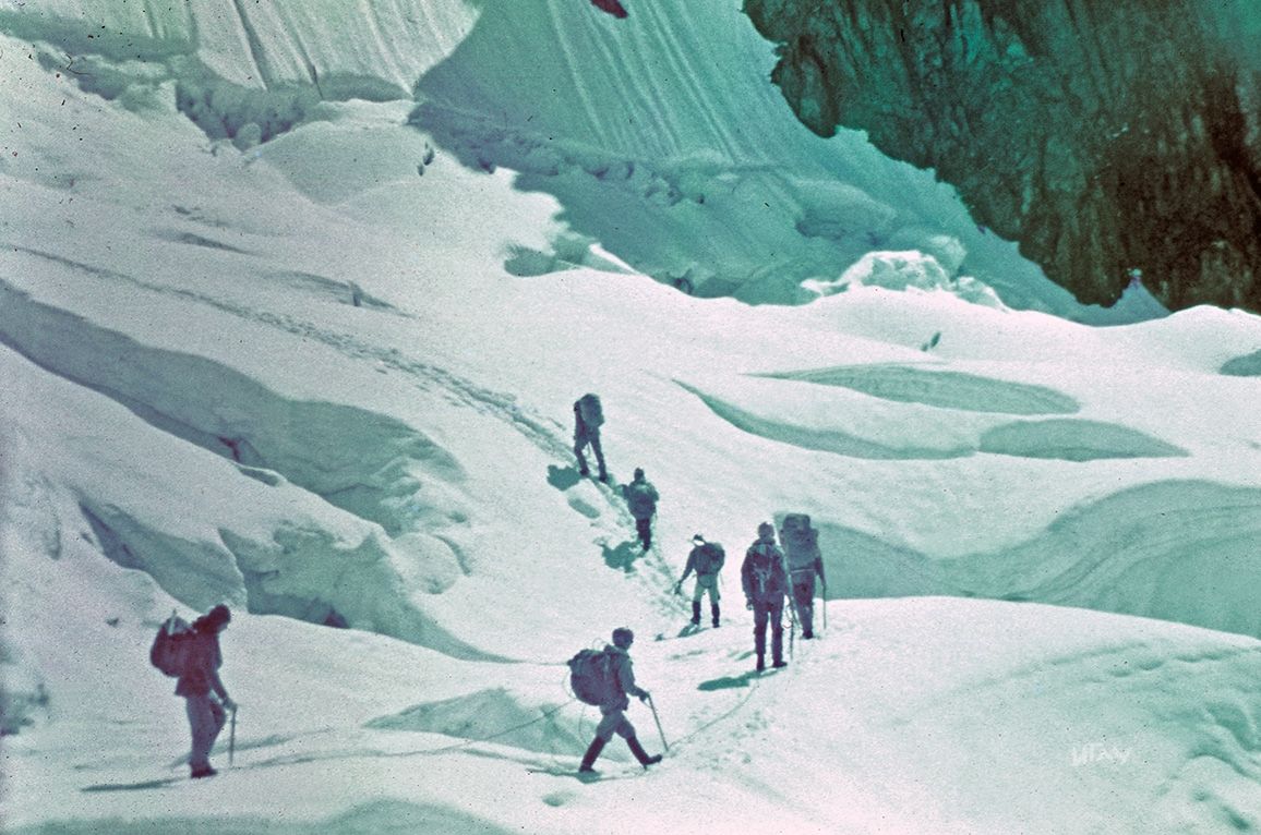 на верхнем поле ледника Белухи_Игорь Глущенко.jpg