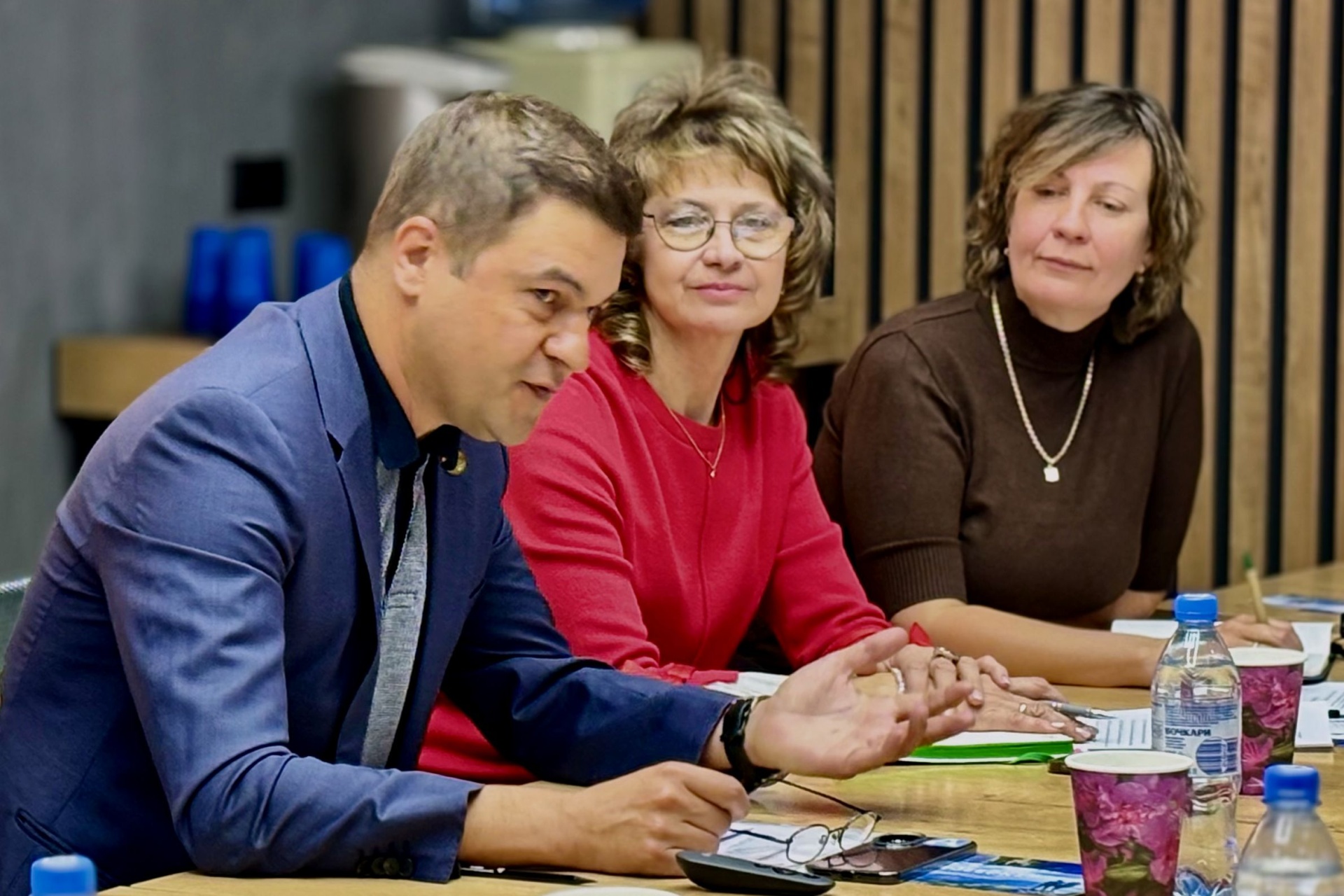 Сергей Попович на встрече с туроператорами Казахстана_Наталья Миненко.jpg