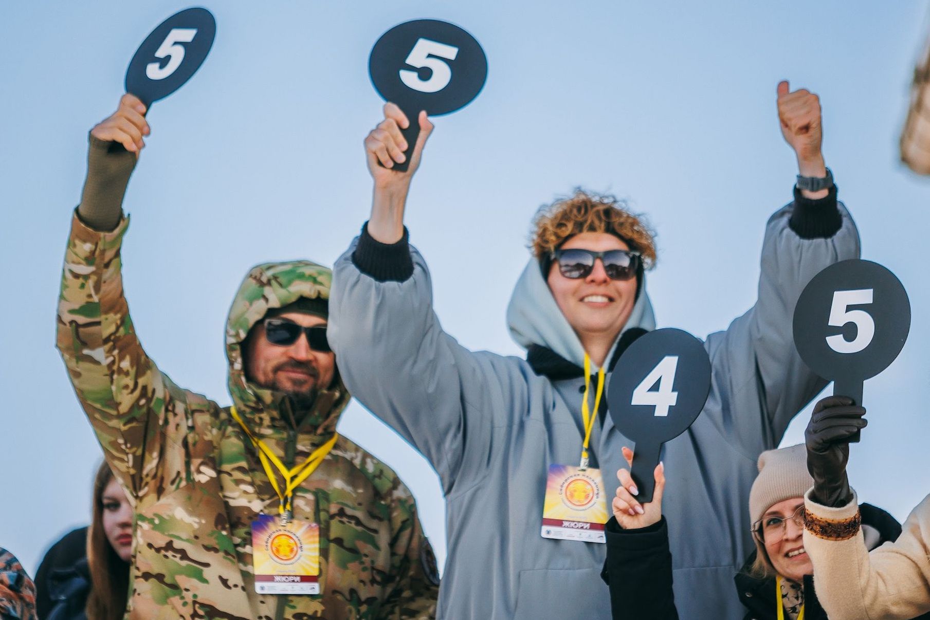 жюри конкурса саней Сибирской масленицы_Елена Захарова.jpg