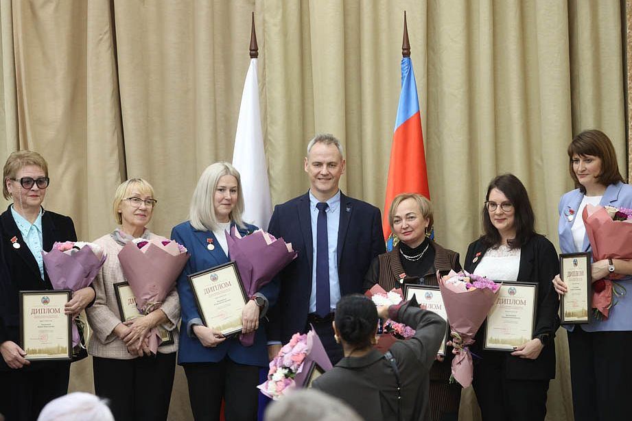 коллектив Института географии АлтГУ получил Премию Правительства Алтайского края_Анждрей Каспришин_asu.ru.jpg