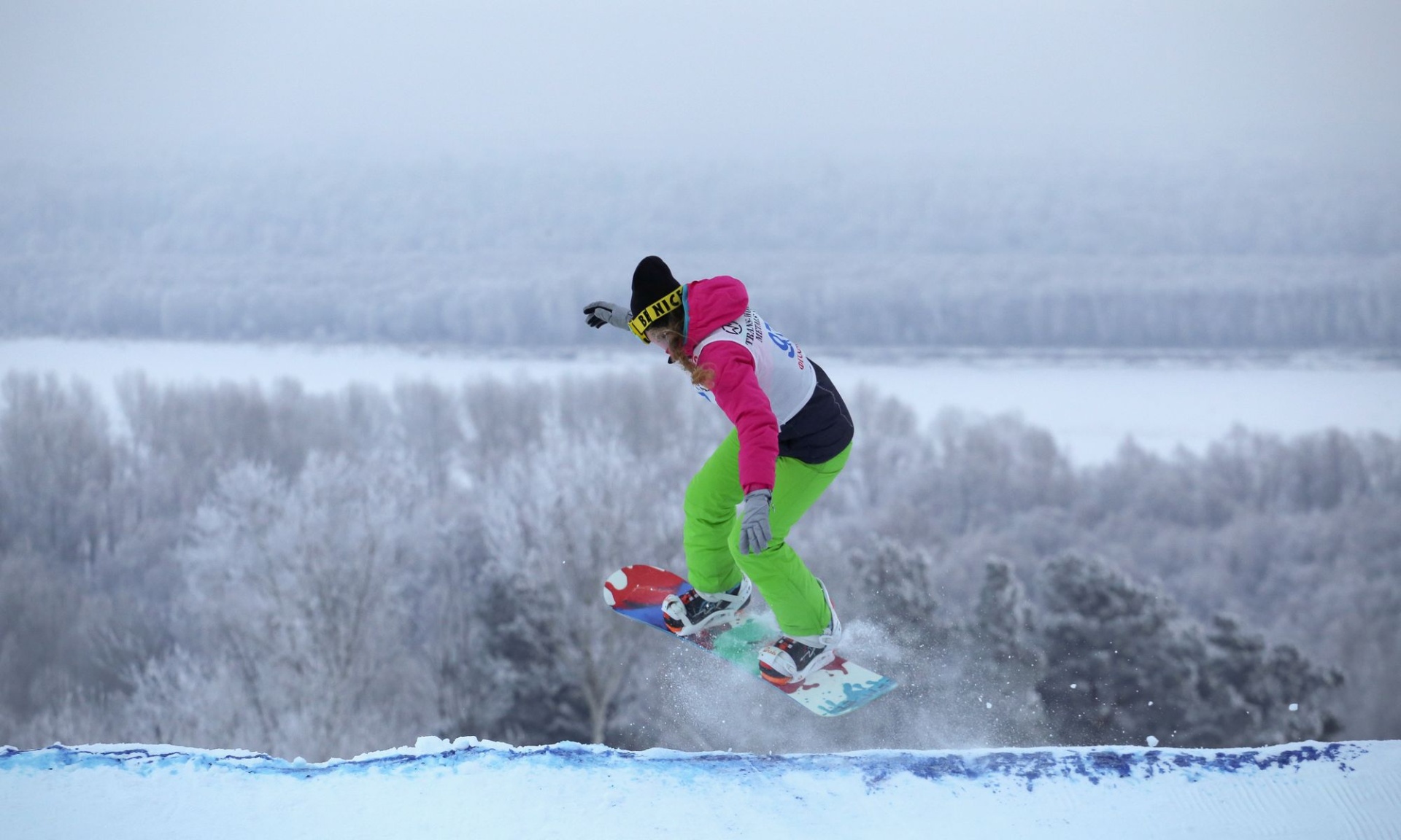 сноубордист на Авальмане_Валерий Степанюк.jpg