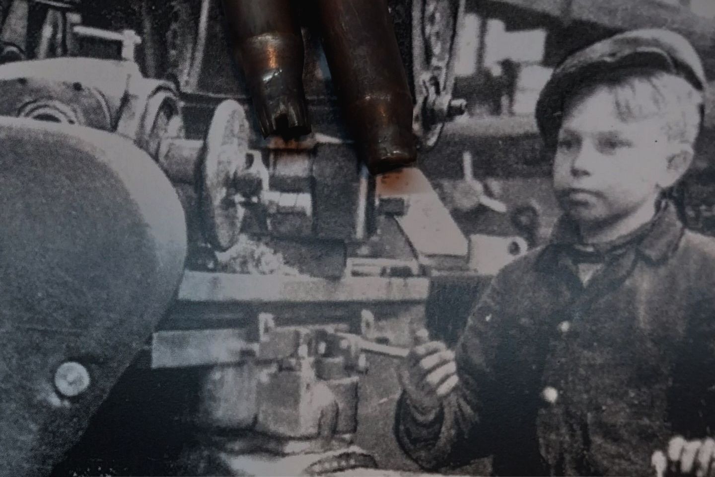 фрагмент экскурсионной афиши по Бийску_Наталия Зимина.jpg