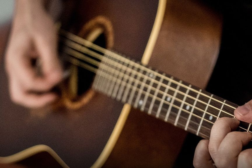 игра на гитаре_gornaia.apteka.jpg