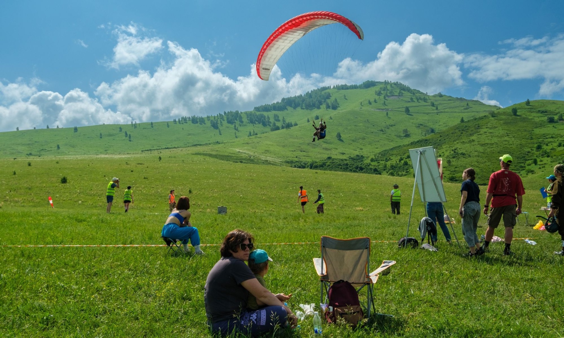 соревнования парапланеристов в Солоновке_Олег Редекопп.jpg