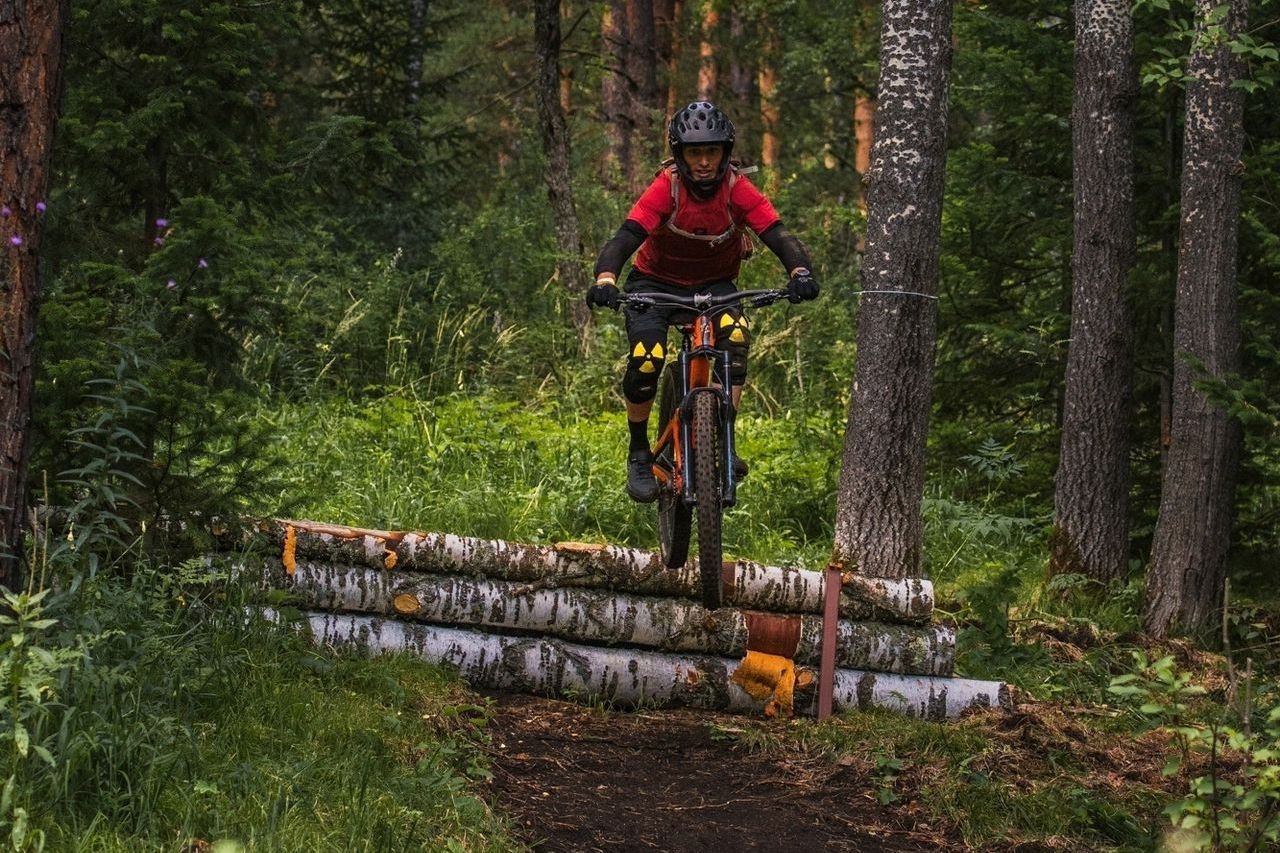 препятствия на треке велопарка Белка в колесе_Ольга Кочкина_squirrelbikepark.jpg
