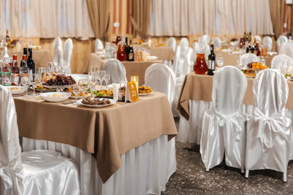 банкетные столы на Платоновском балу_sb22.ru.jpg
