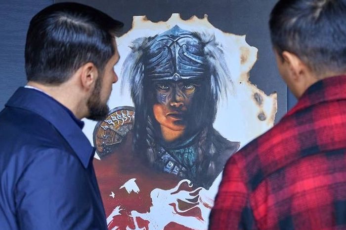 на выставке Аржана Ютеева Маадай-Кара_Александр Прокопьев.jpg