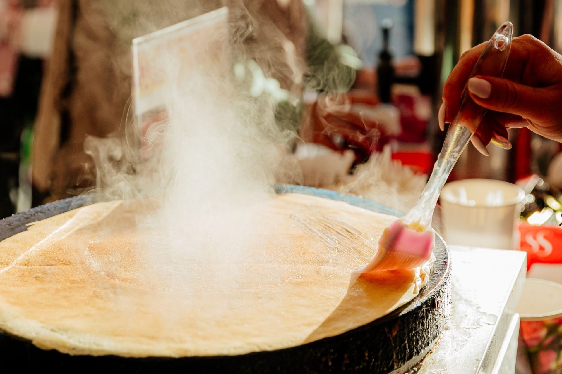 выпечка блинов на фестивале Цветение маральника_Татьяна Алдабаева.jpg выпечка блинов на фестивале Цветение маральника_Татьяна Алдабаева.jpg