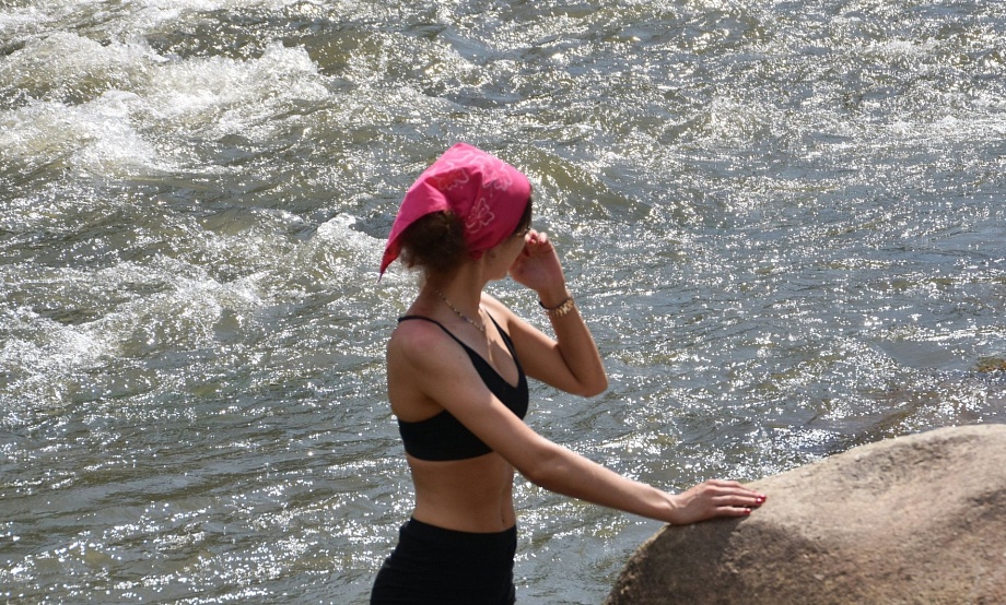 Зрительный зал с удовольствиями под открытым небом – у реки и скал, под соснами или горой: план отдыха на выходные