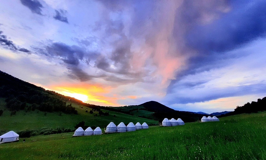 Отдых в этно-глэмпинге за лучшую видеоэкскурсию по Барнаулу, алтайские сувениры – за видеопризнание в любви к городу