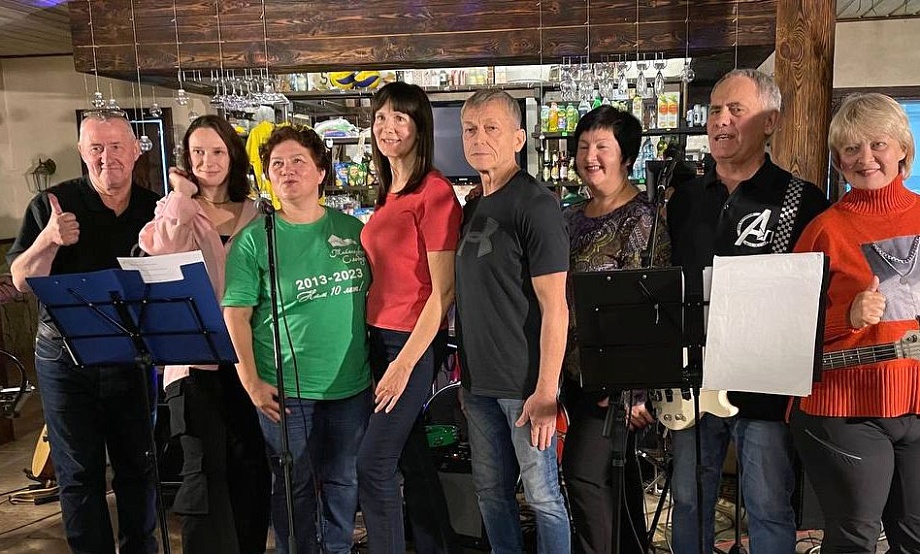 Что делает алтайский турбизнес, завершая сезон? «Звезды АРАТ» выходят на сцену в «Большом путешествии»