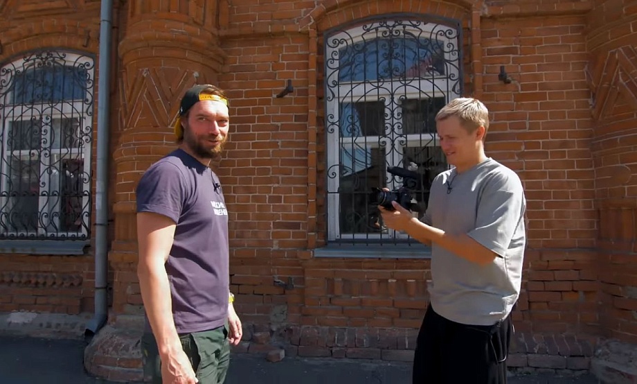 «Бесконечный город»: томские блогеры выложили летнюю видеоэкскурсию о тайнах Бийска и монтируют зимнее продолжение