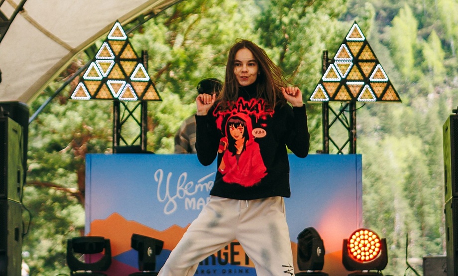 Станцуй круче соперника: гости фестиваля «Цветение маральника» смогут ответить на вызов профи стрит-дэнса