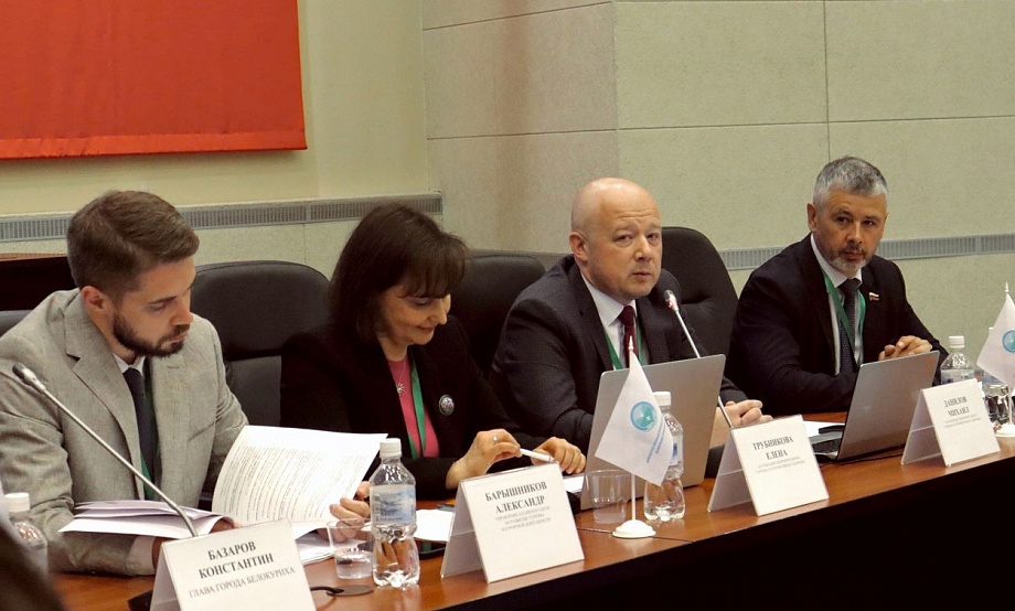 В работе Сибирского форума по оздоровительному и медицинскому туризму участвуют эксперты ведущих объединений отрасли