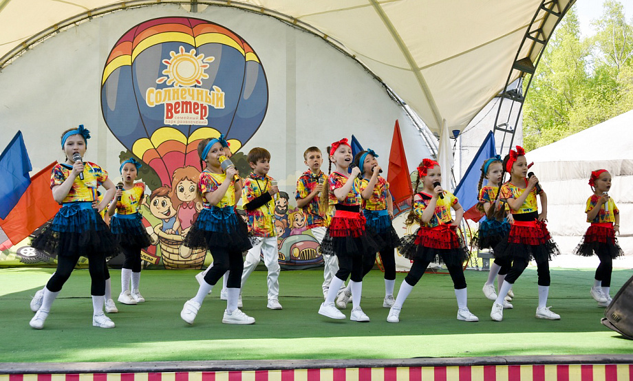 Weekend-гид: вспомните игры из детства, расскажите самый смешной анекдот и наешьтесь шоколада