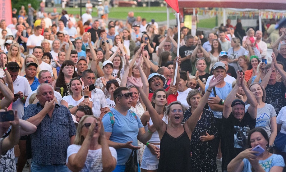 Рок-музыка, дым из-под колес и велогонки, ЗОЖ и экоактивизм: выходные могут пройти музыкально, с пользой и адреналином